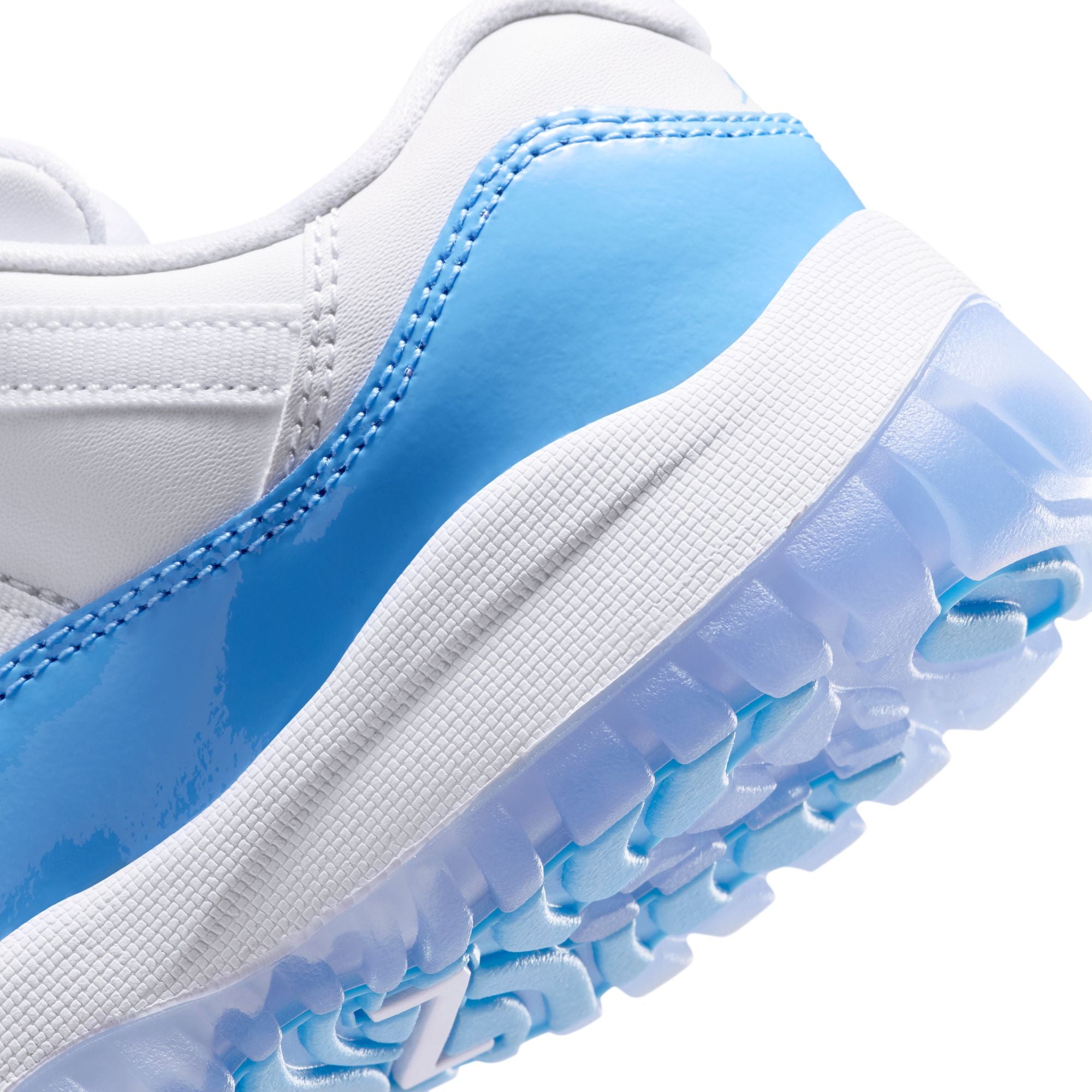 Jordan 11 Retro Low University Blue PS