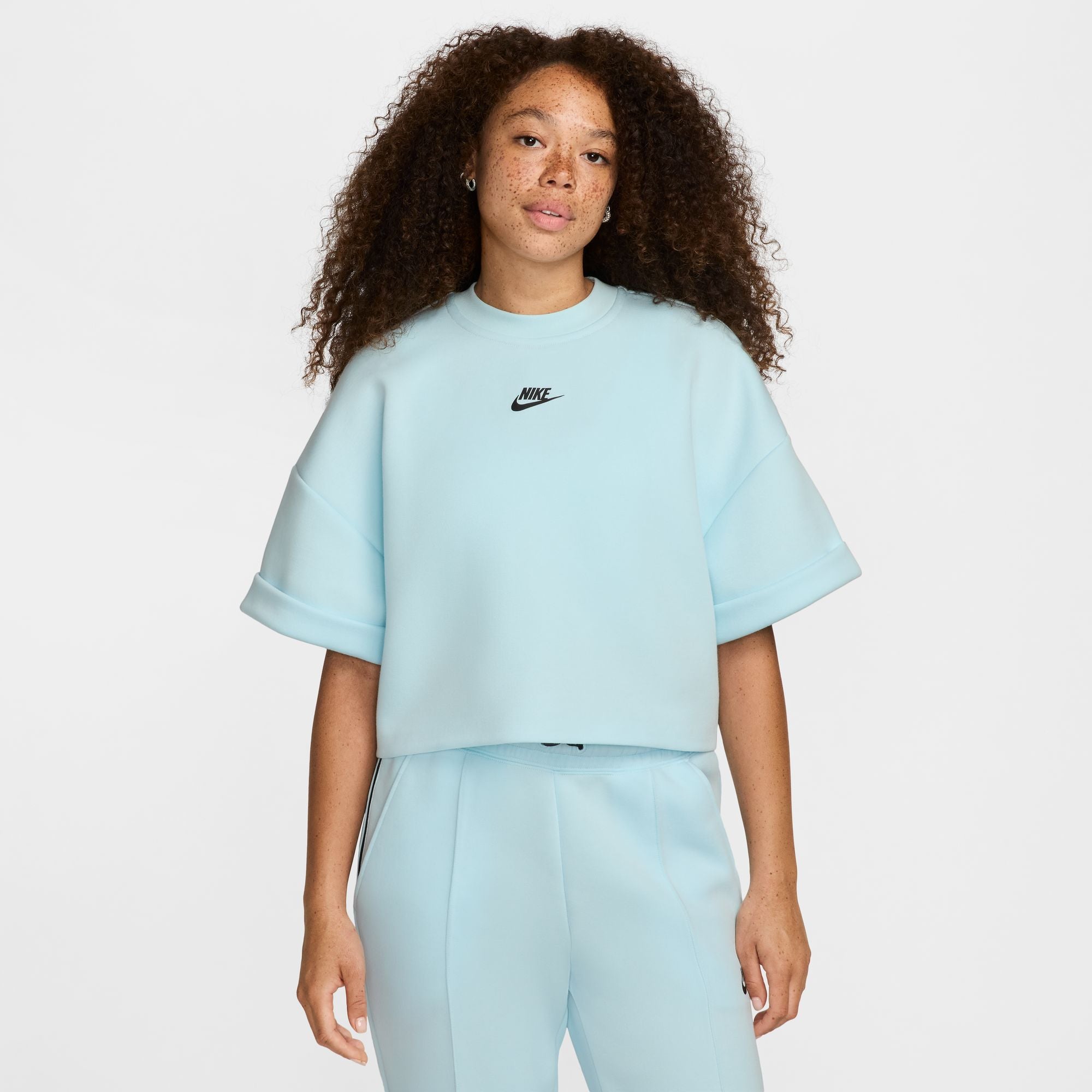 size tech fleece