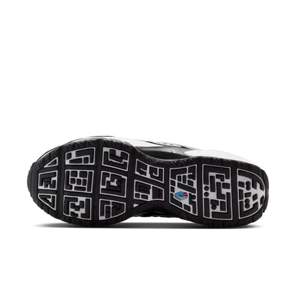 Air Max SNDR White and Black