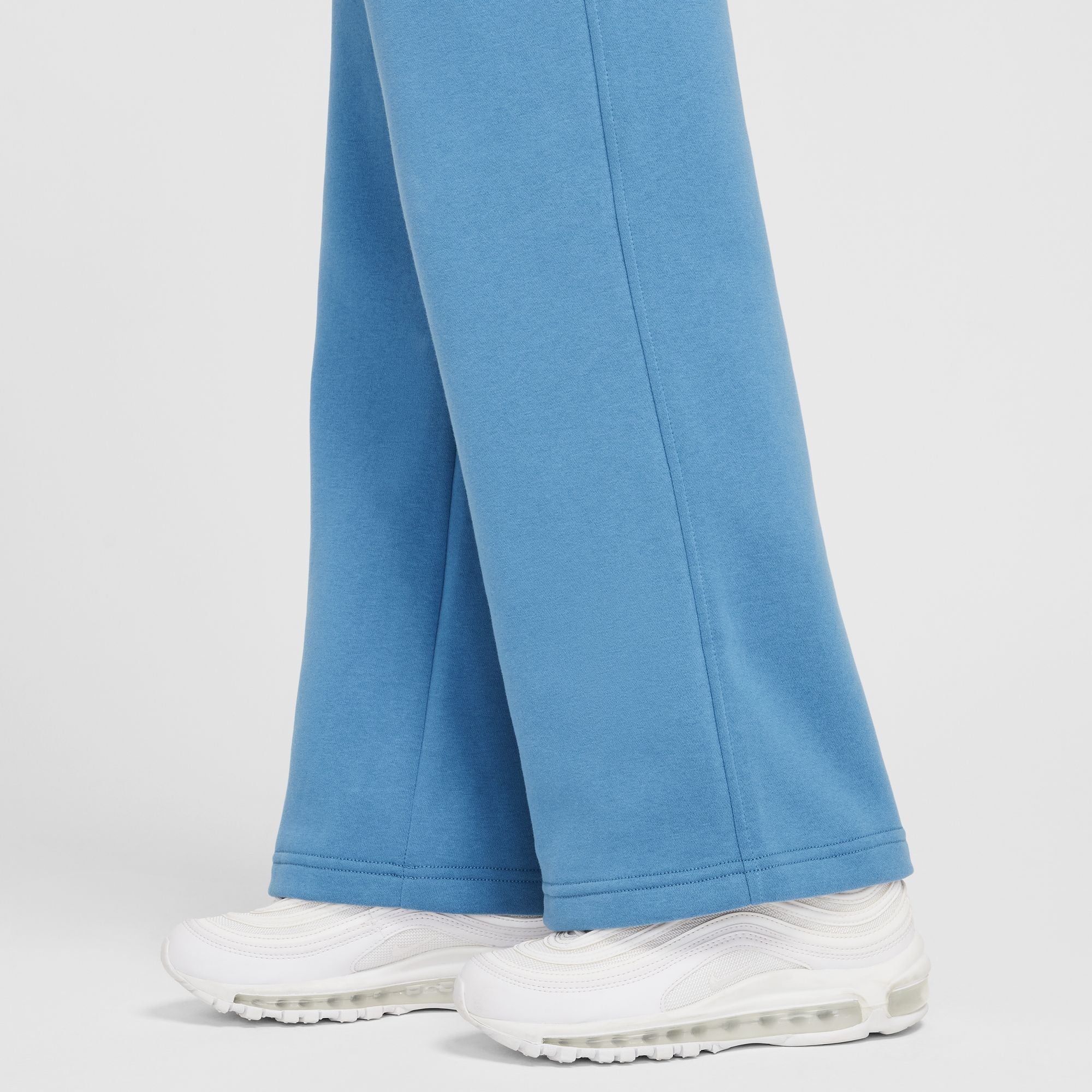 Club Fleece Wide Leg Pant