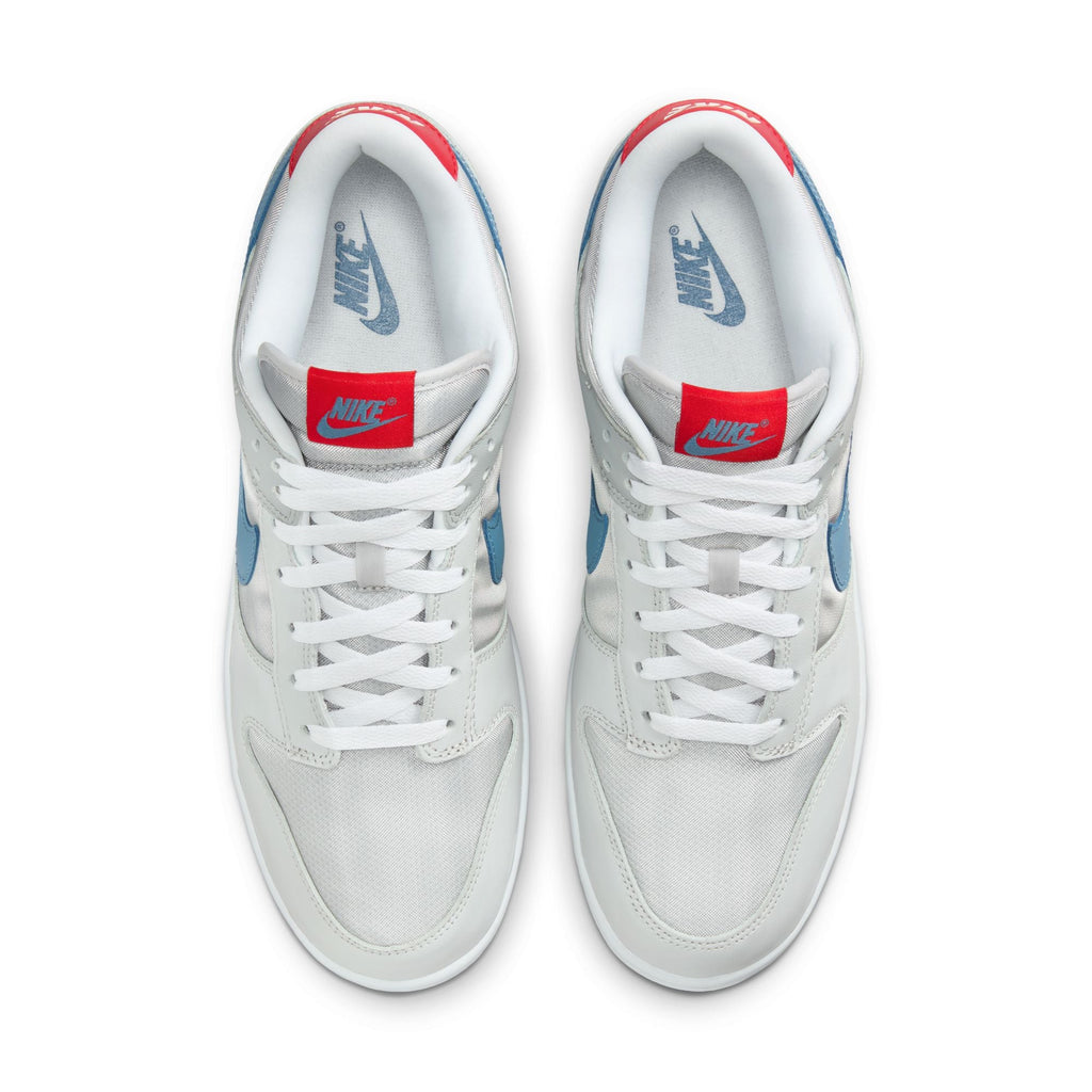 Dunk Low Silver Surfer