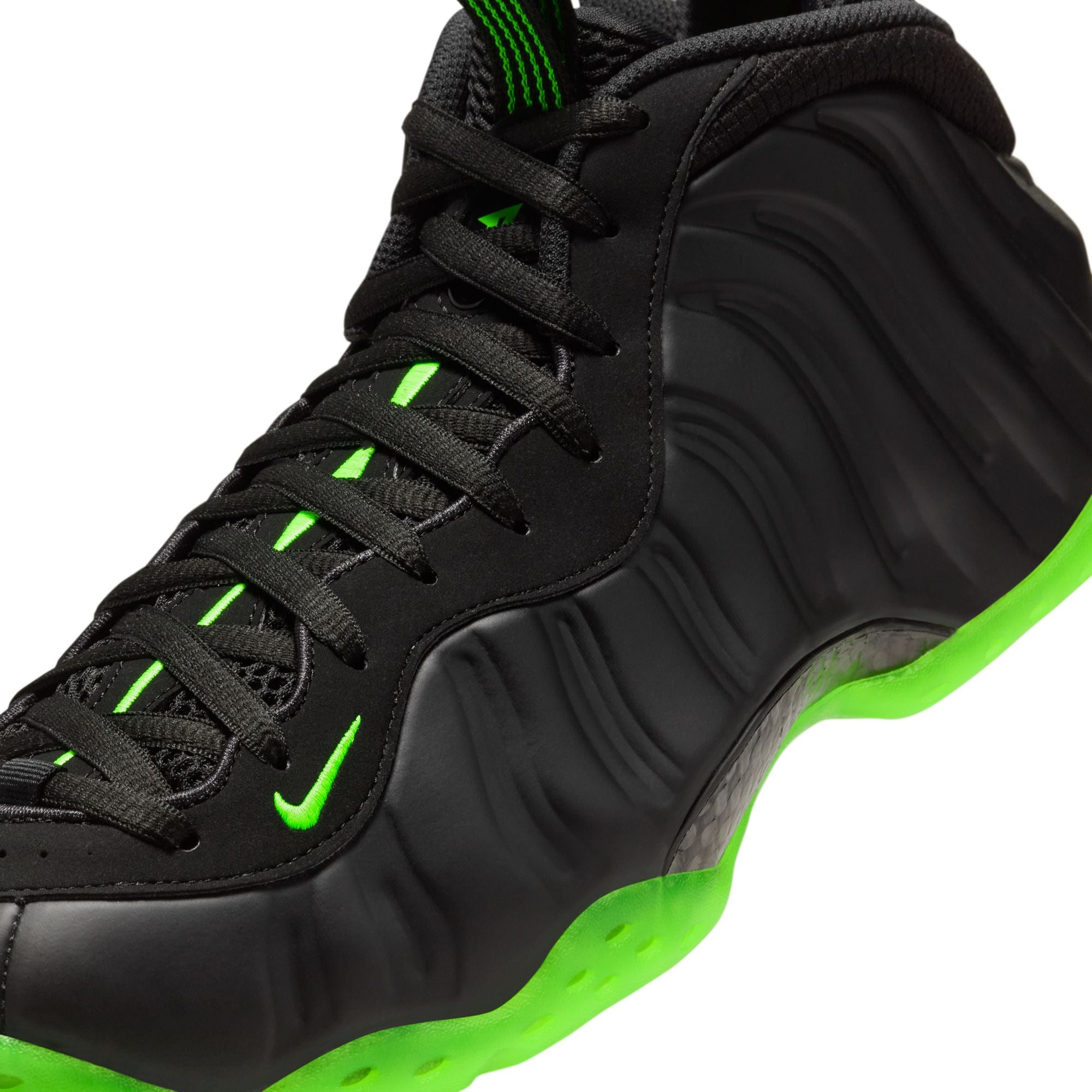 Air Foamposite One Black Volt