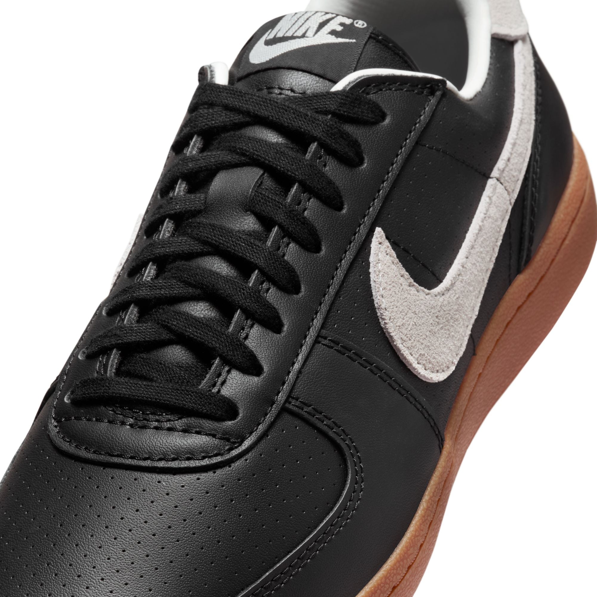Field General '82 SP Black Sail Gum