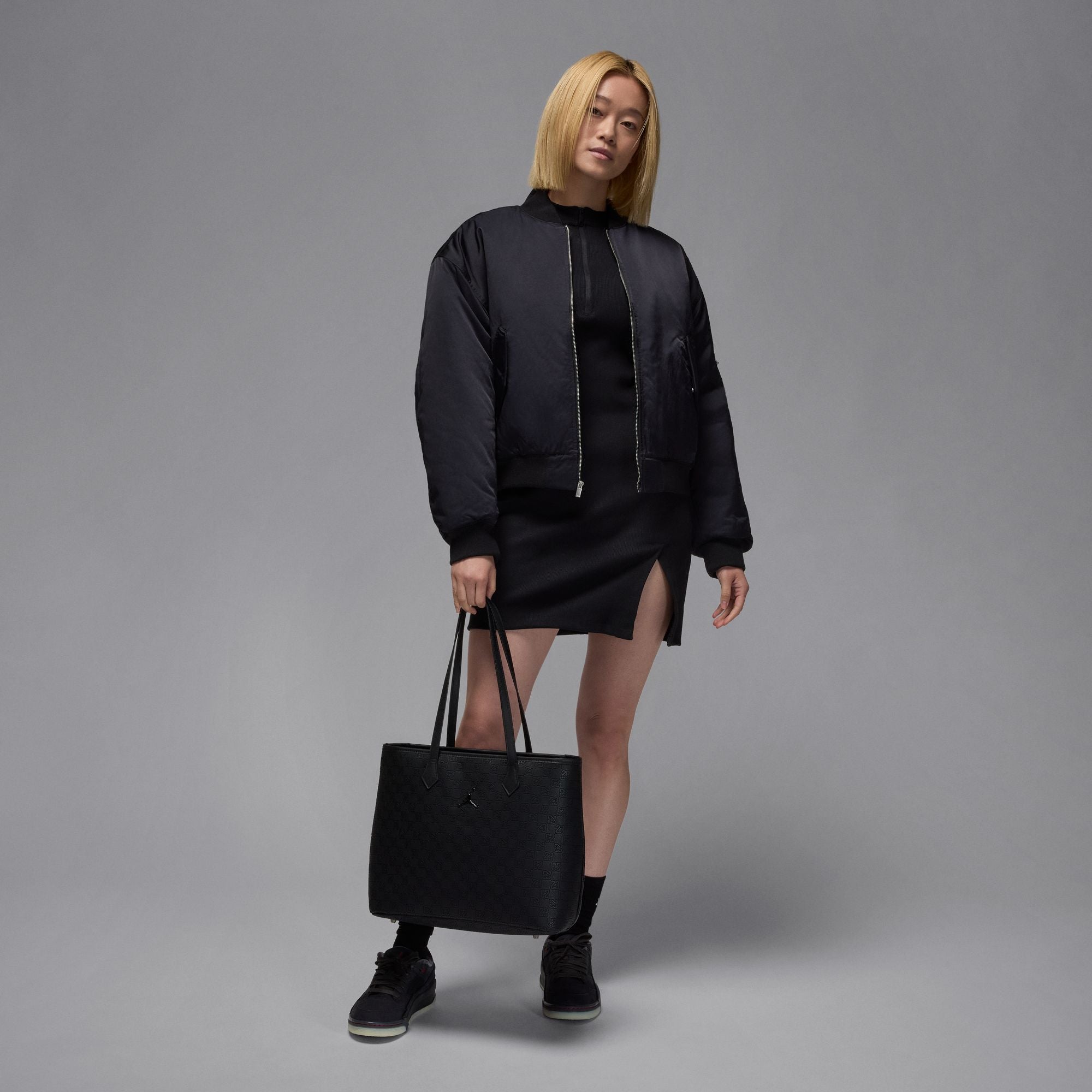 Jordan L-Sleeve Knit Dress