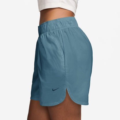 Sportswear Chill Poplin  Mid-Rise 5 Shorts