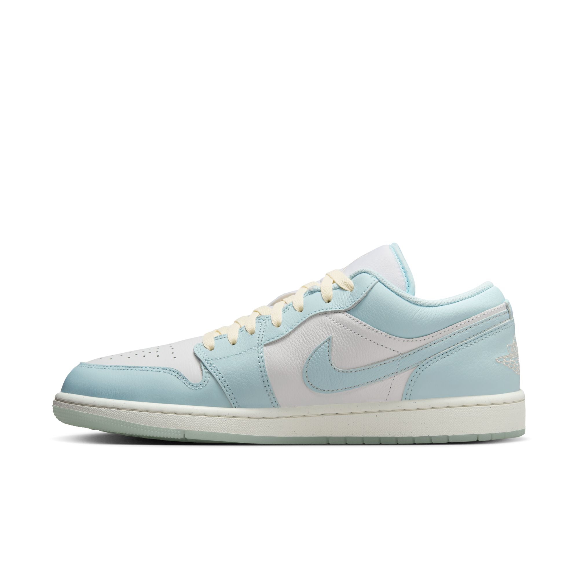 Air Jordan 1 Low captures Glacier Blue