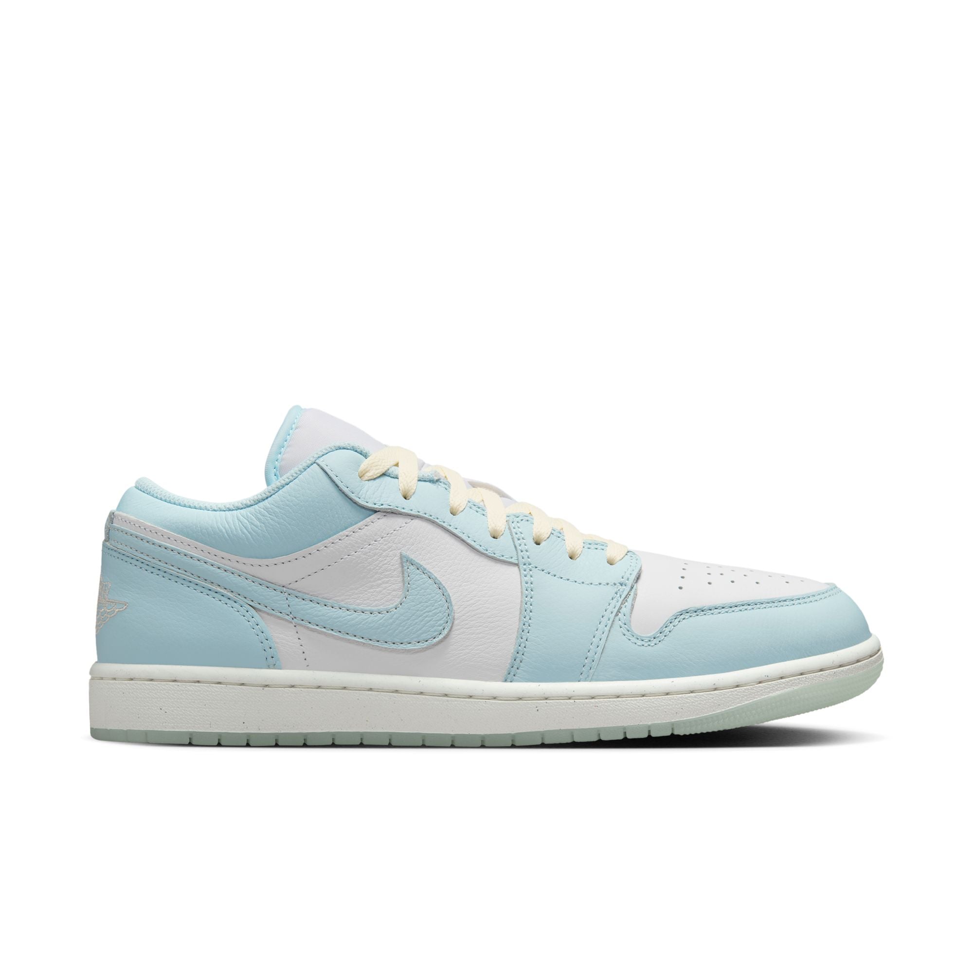 Air Jordan 1 Low captures Glacier Blue