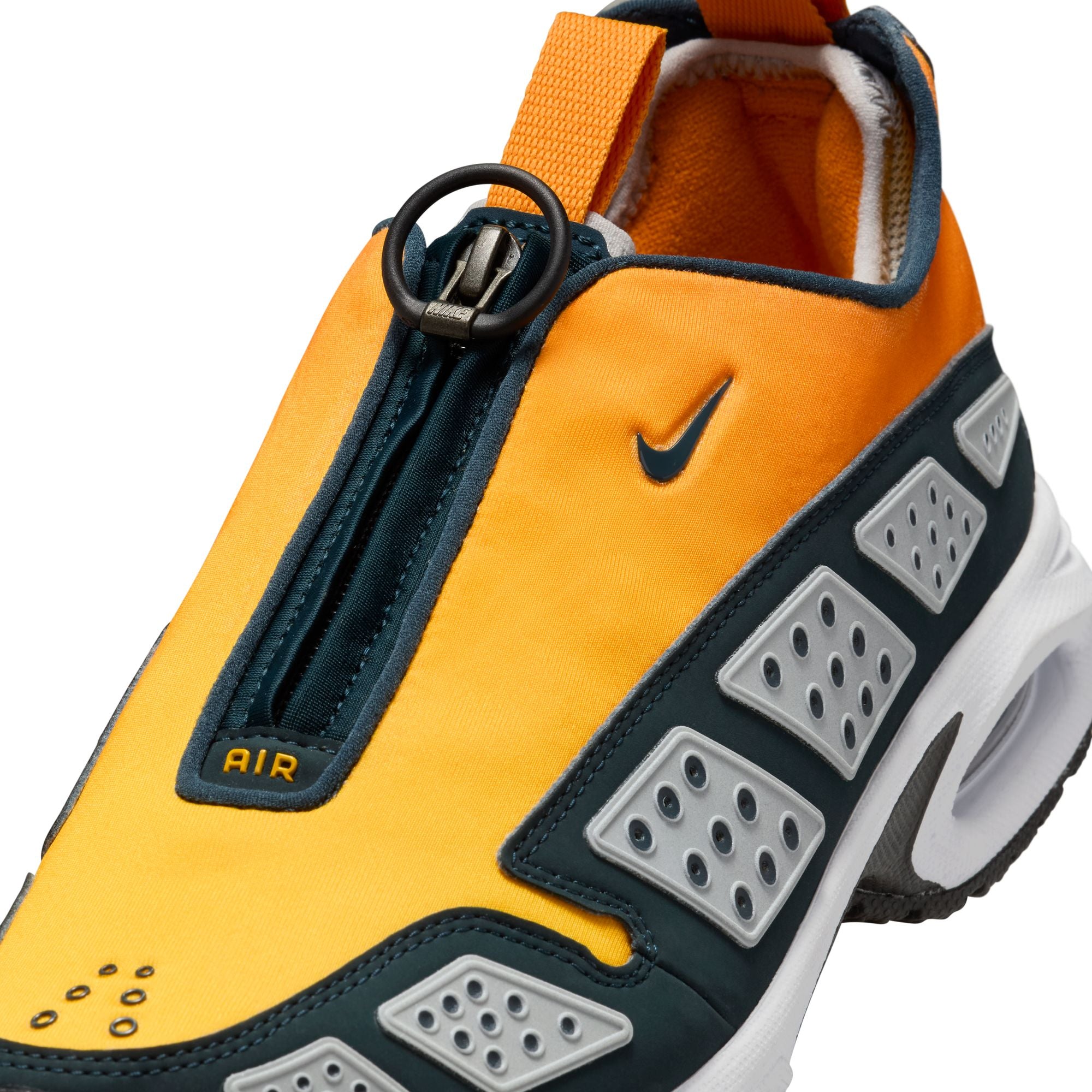 Air Max SNDR Canyon Gold and Deep Ocean