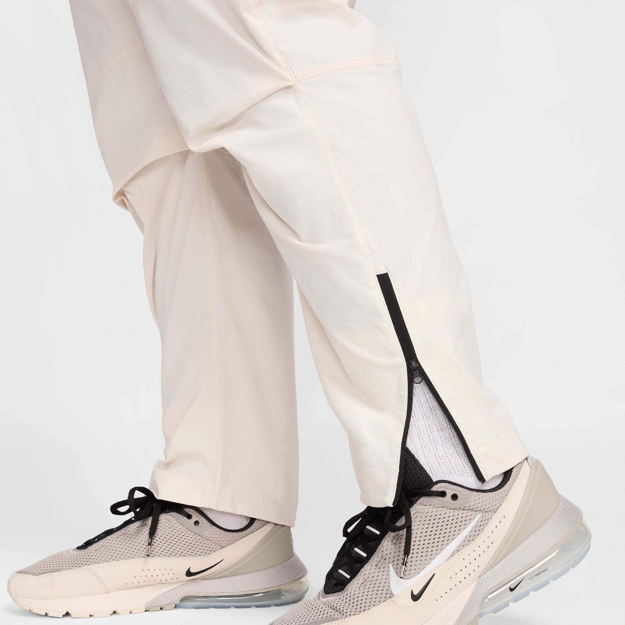 SportswearTech Woven Pants