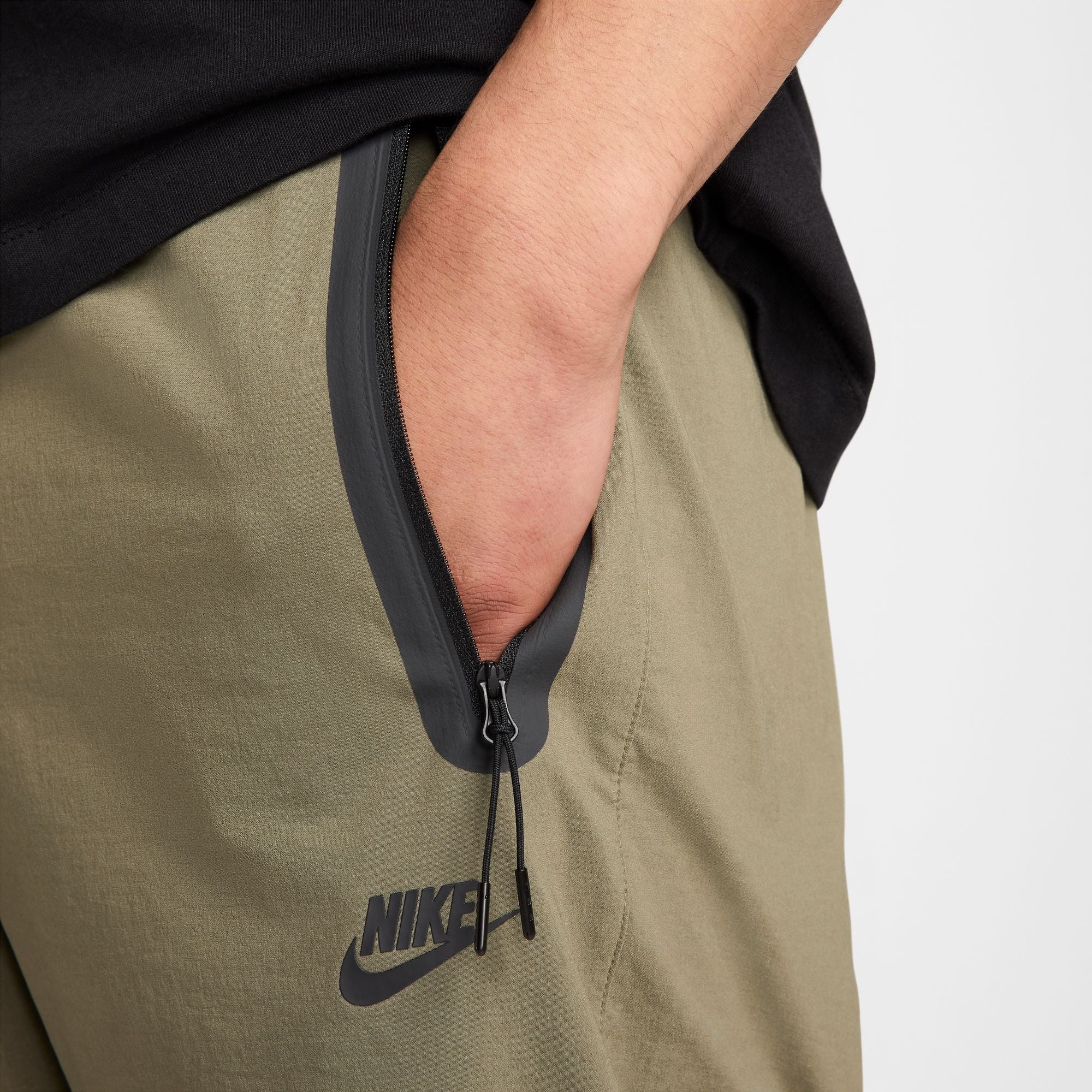 Nsw Tech Woven Pants