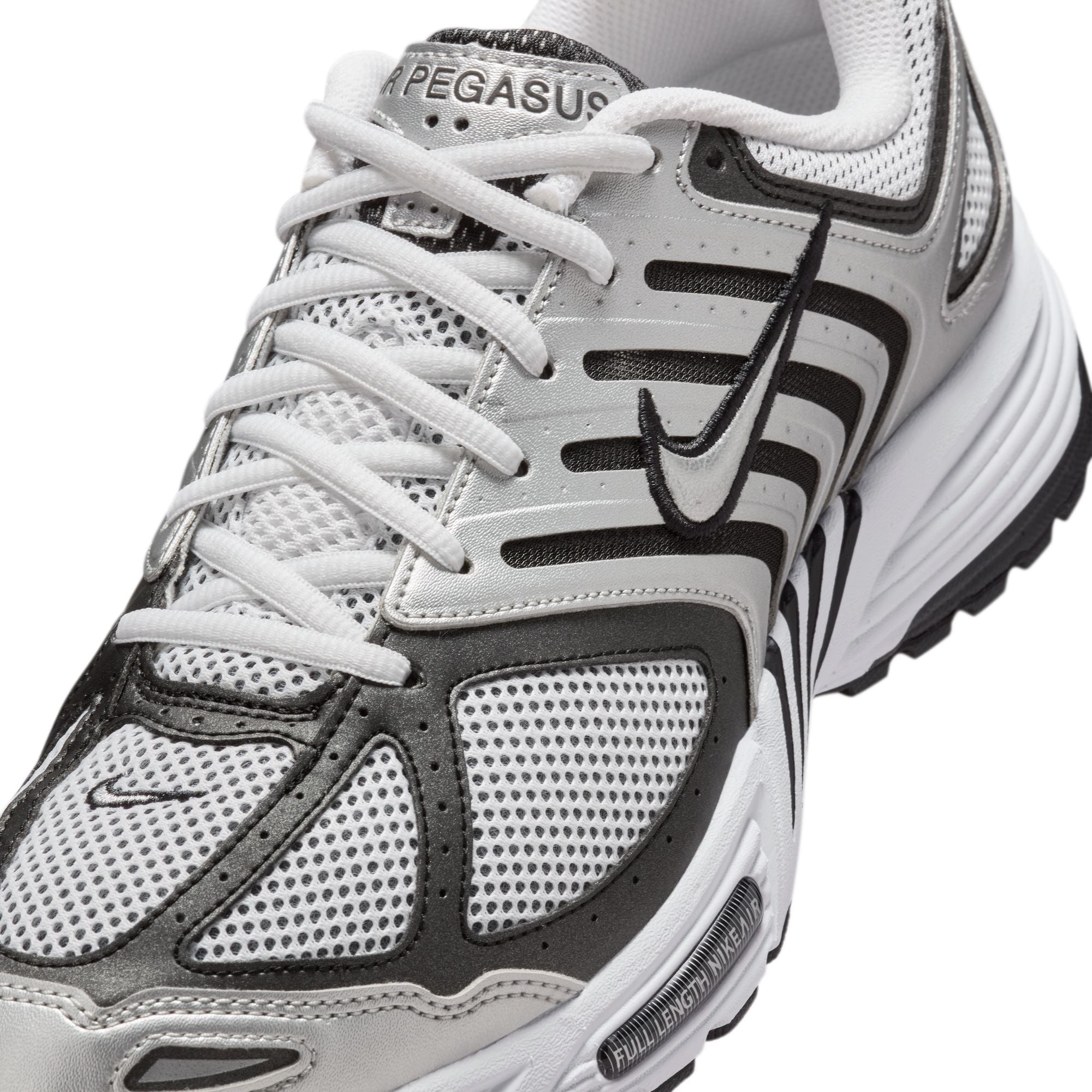 Air Peg 2K5 Metallic Silver White Black