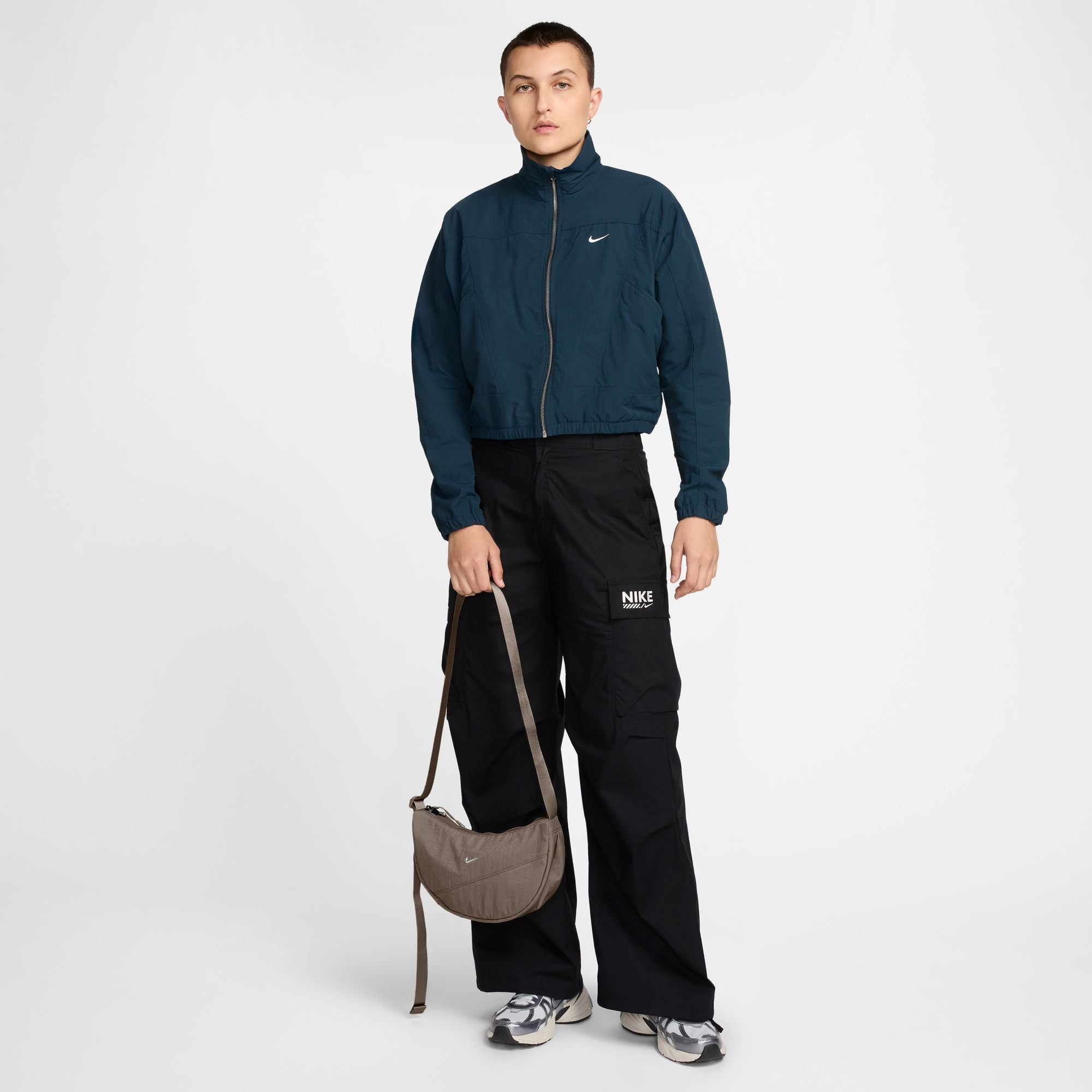 Uni Aura Crescent Crossbody Bag (4L)