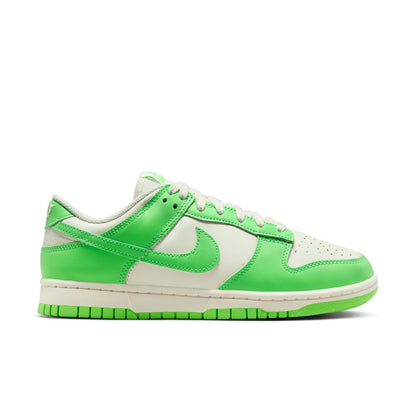Dunk Low Green Strike