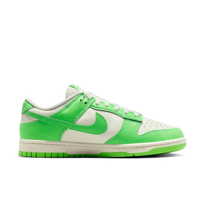 Dunk Low Green Strike