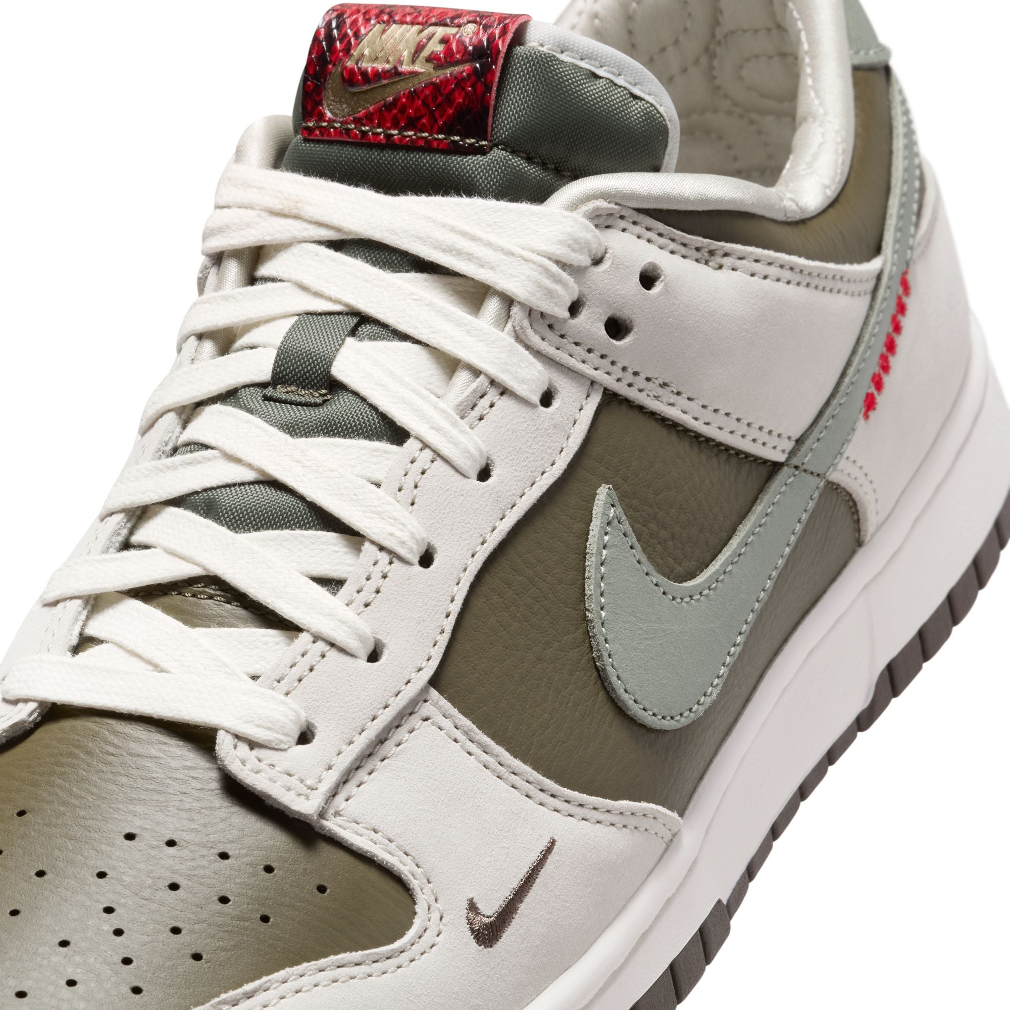 Dunk Low Retro Year of the Snake