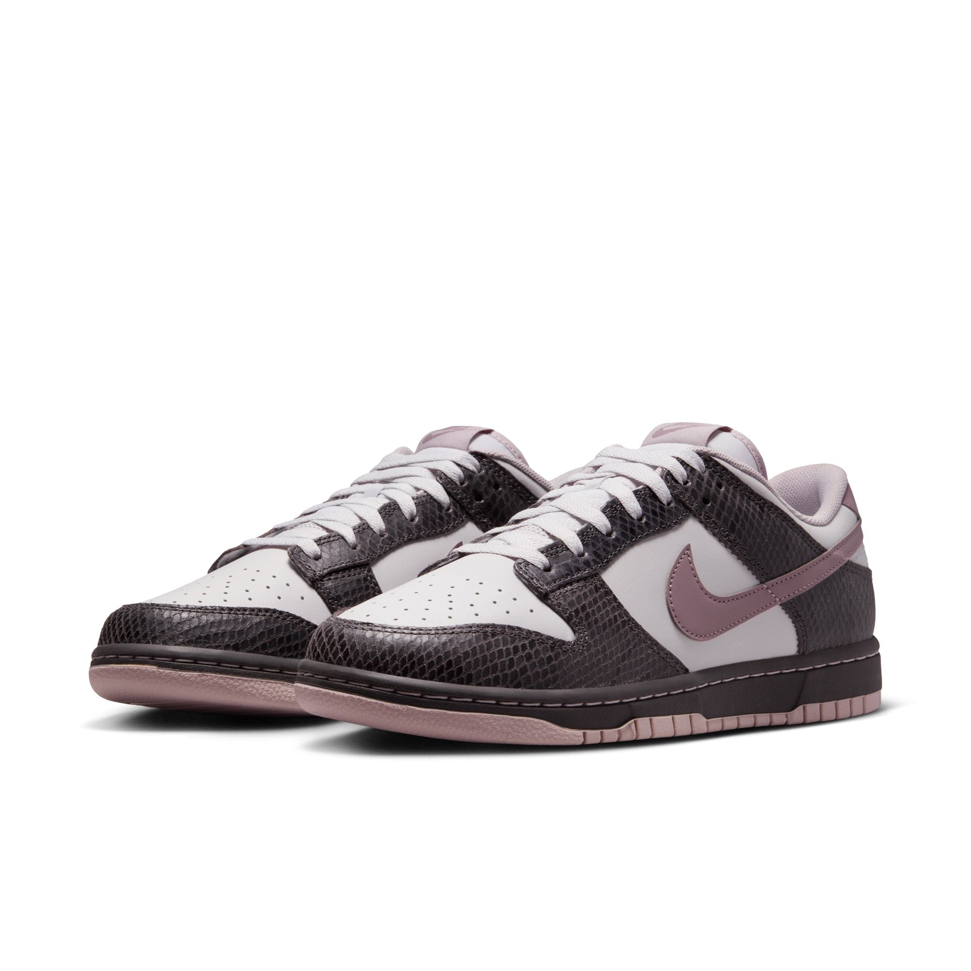 Dunk Low Medium Ash Violet Snakeskin
