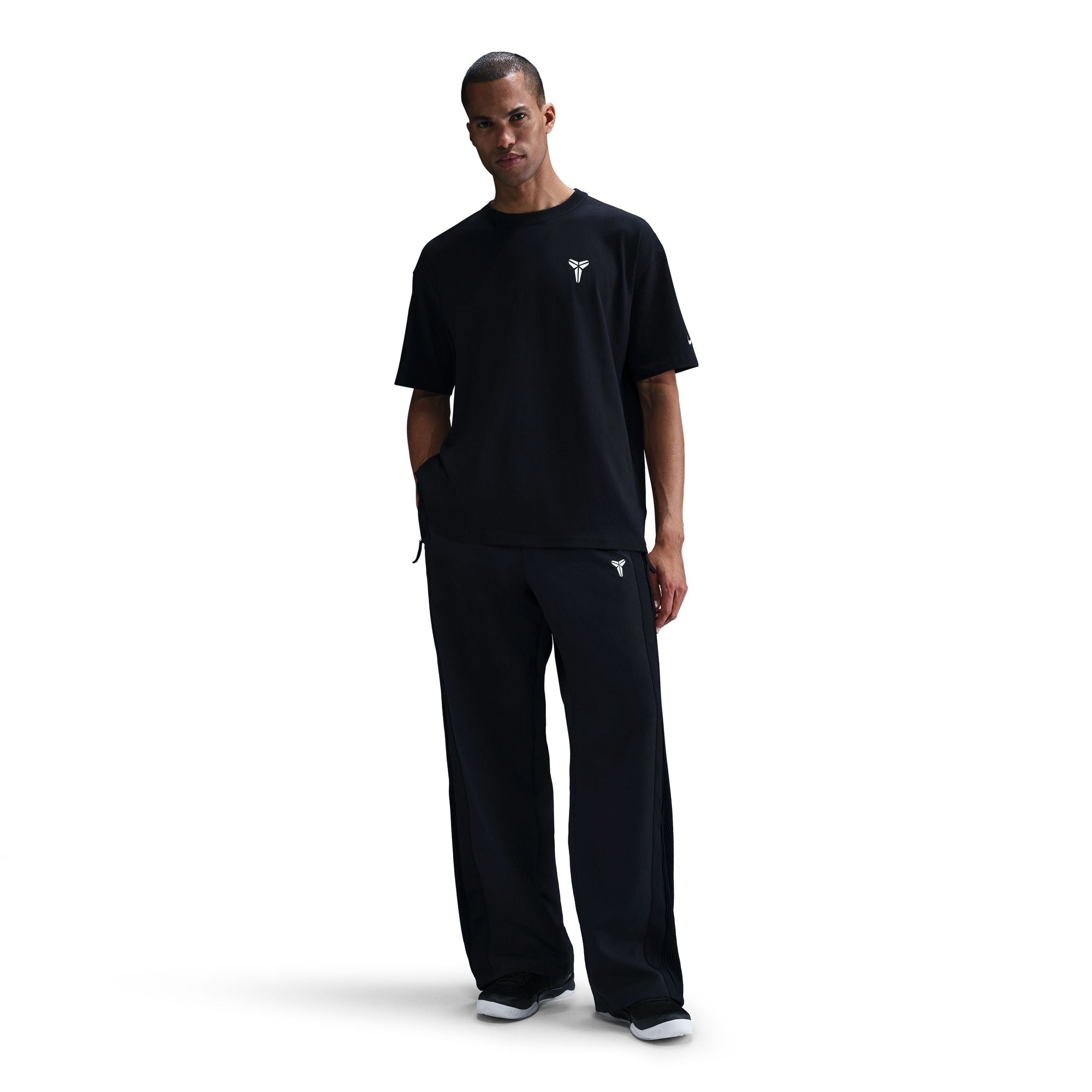 IB0009-010-Men Kobe Pleated Pants