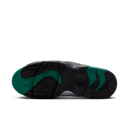 Air Diamond Turf Emerald