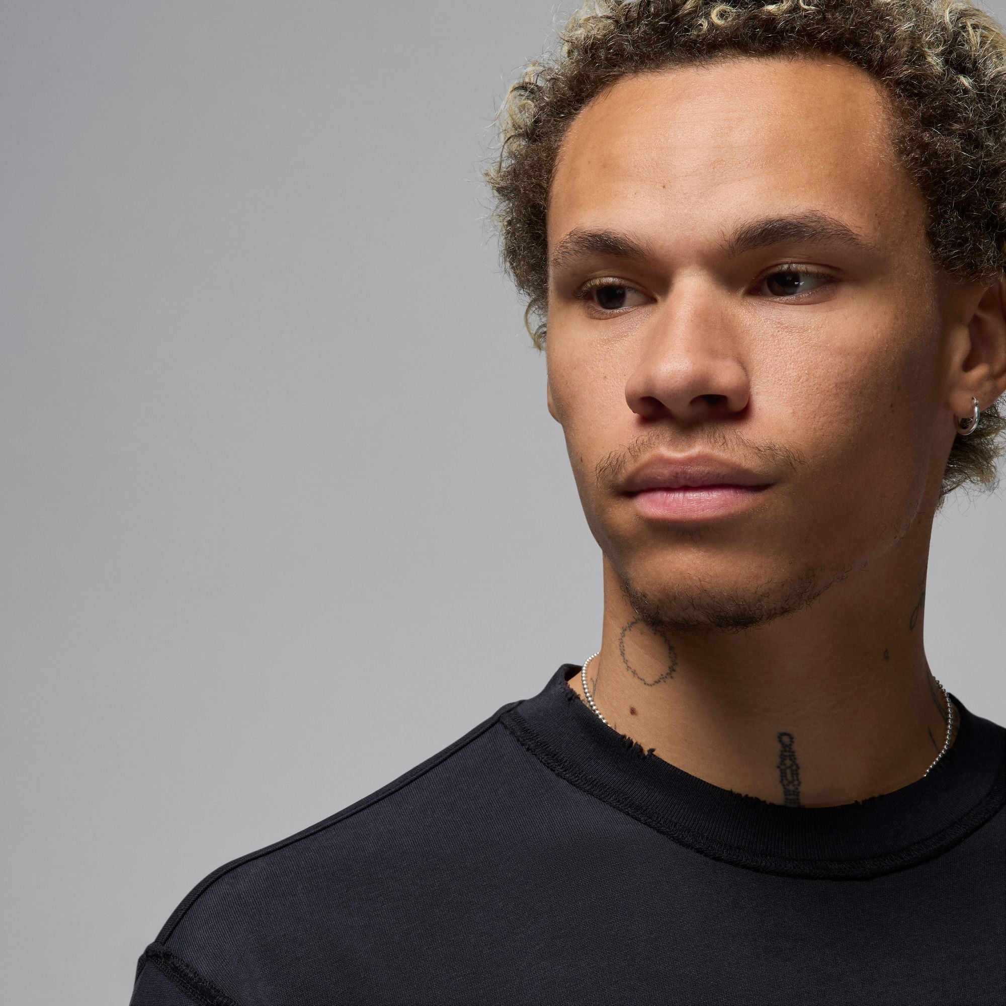 Jordan Rare Air Long-Sleeve T-Shirt