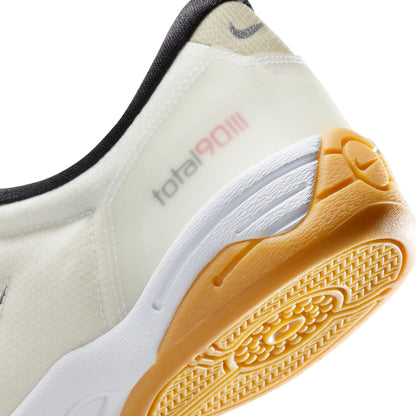 Total 90 White and Black