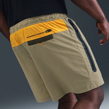 Tech Woven Shorts Brown