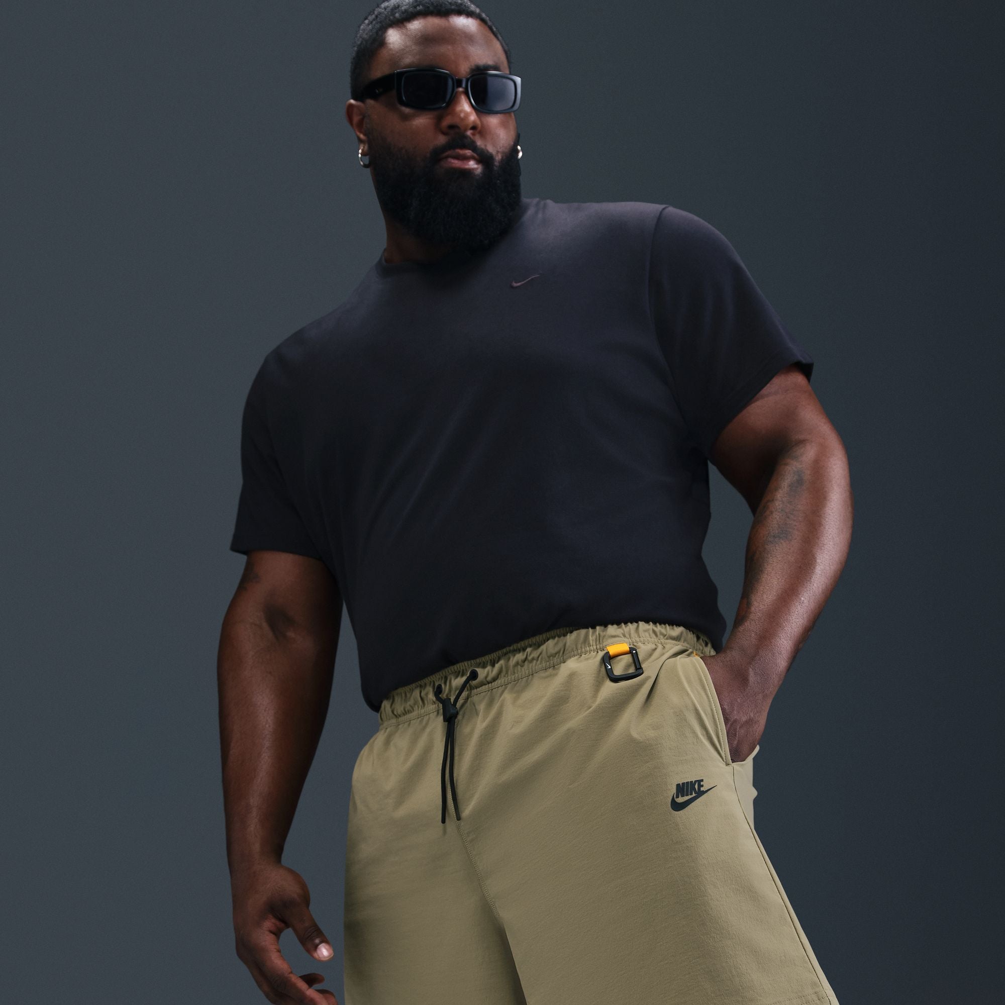 Tech Woven Shorts Brown