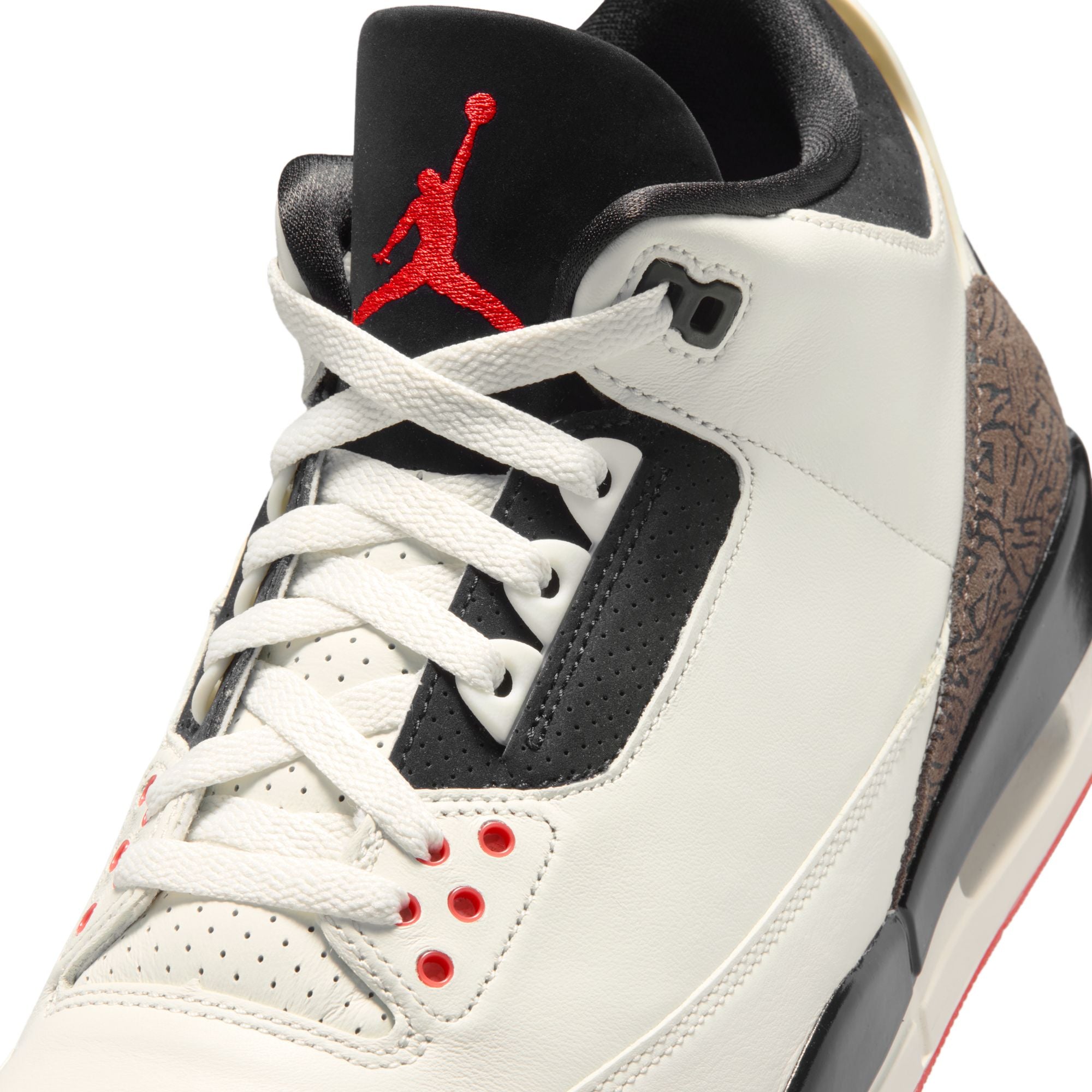 Air Jordan 3 ホワイト/レッド スニーカー Jordan Air Jordan 3 Sail and University Red – WOODstack