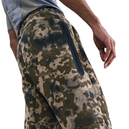 Tech Open Hem Fleece Camo Pants