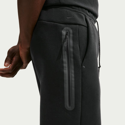 Tech Fleece Black Shorts