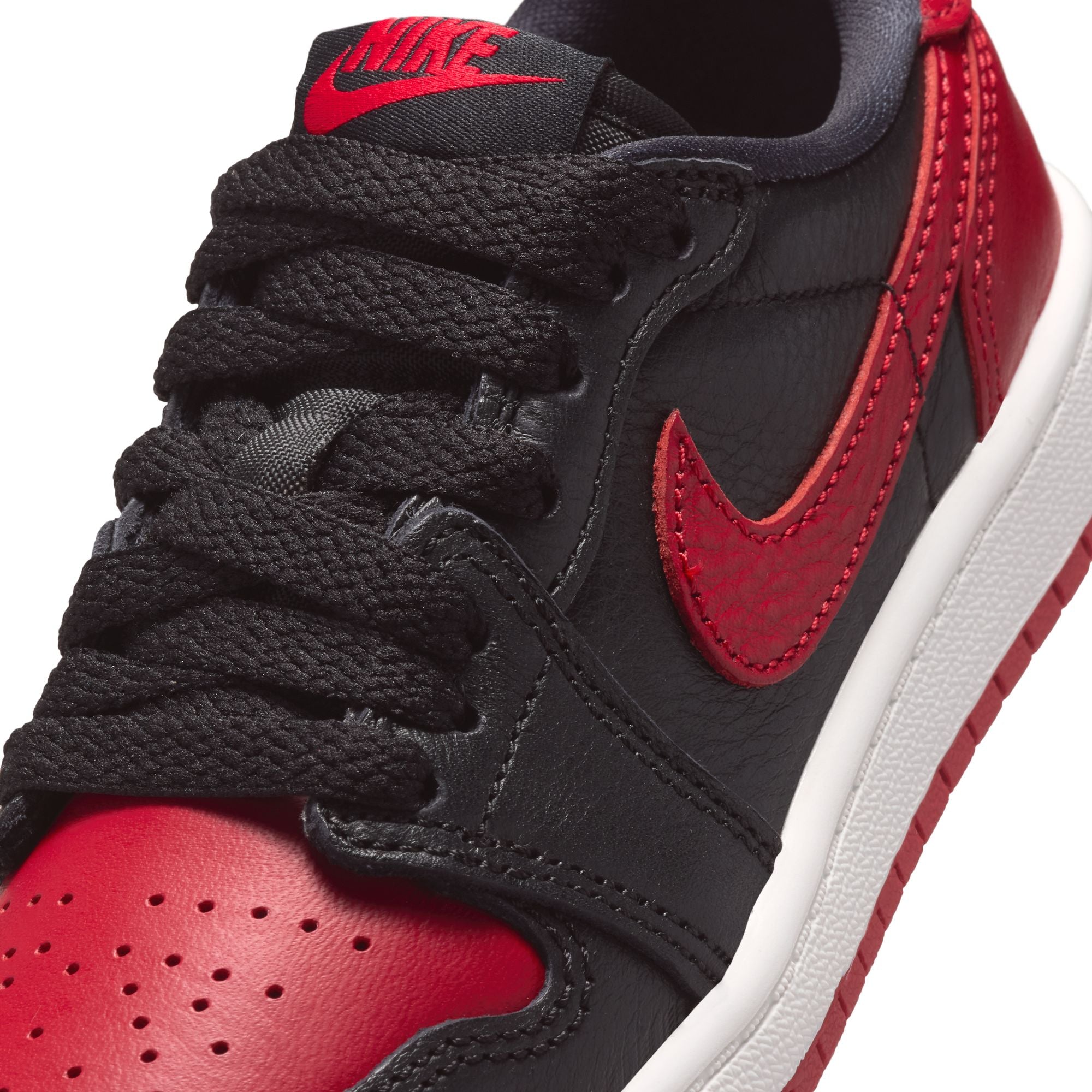 Jordan 1 Retro Low OG Banned