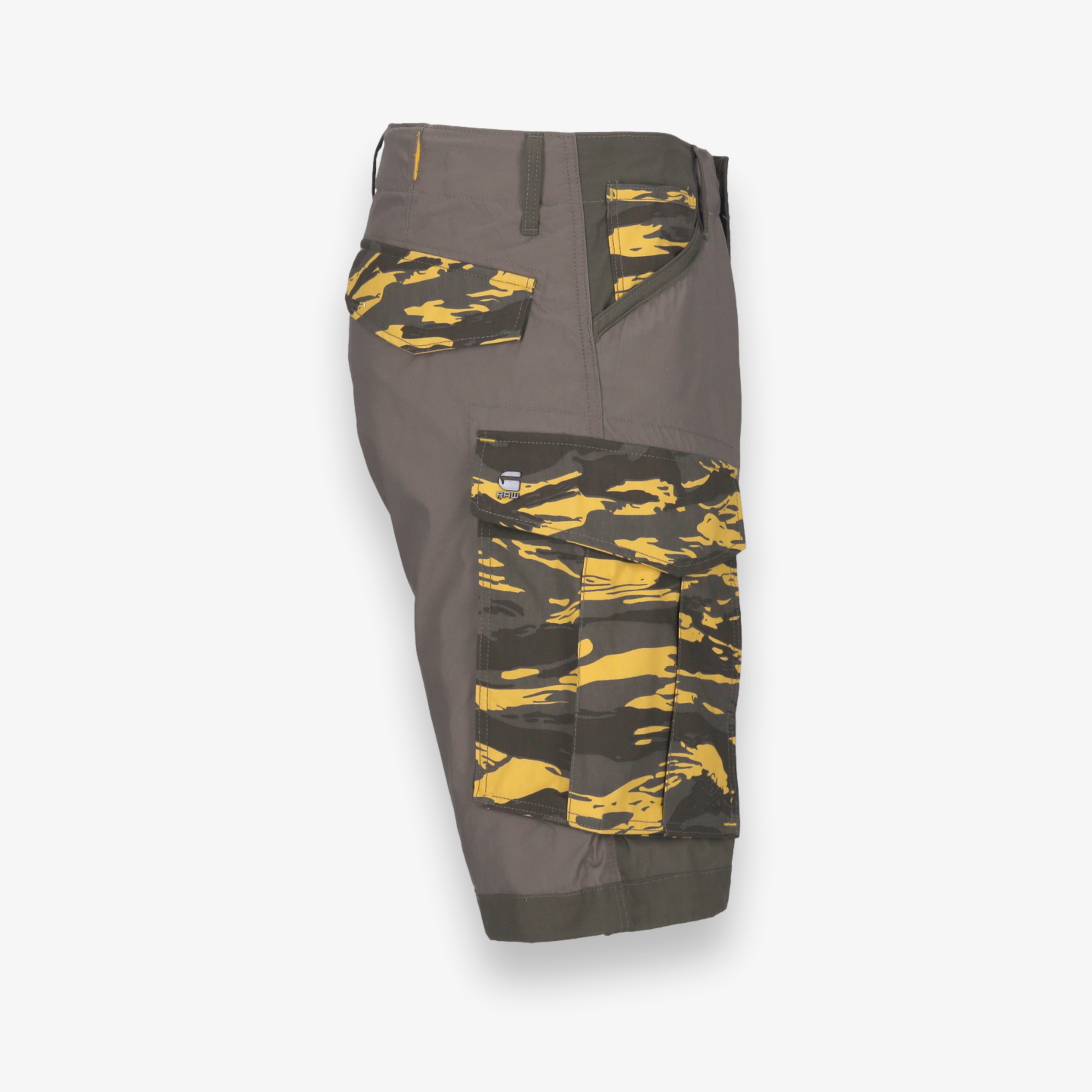 Rovic Mix Zip Relaxed Shorts