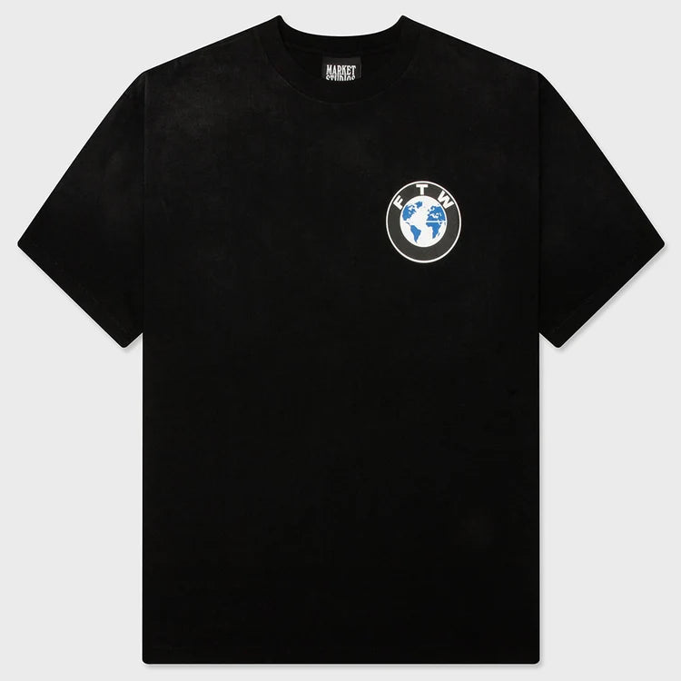 Market-Black-F THE WORLD T-SHIRT