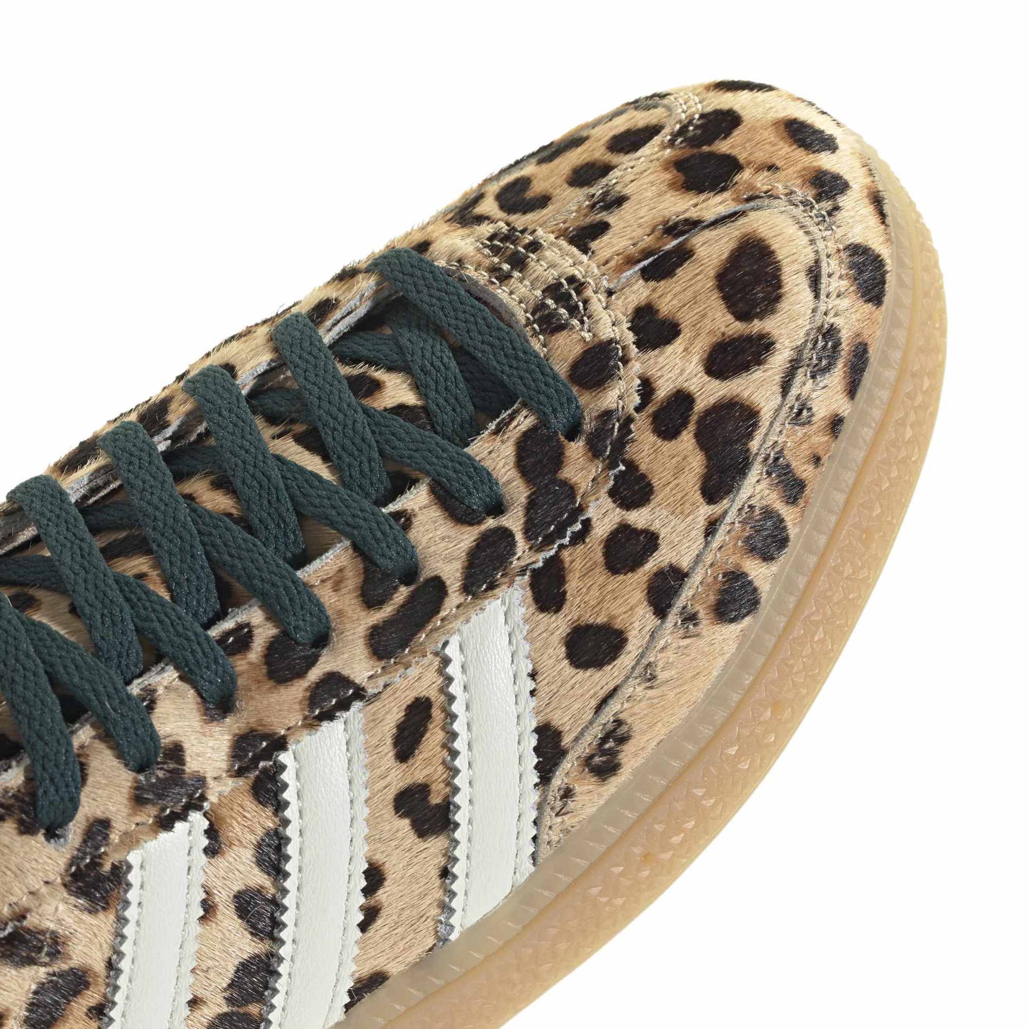 Leopard Print Handball Spezial