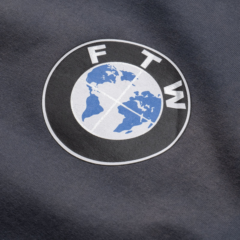 Market-F THE WORLD T-SHIRT