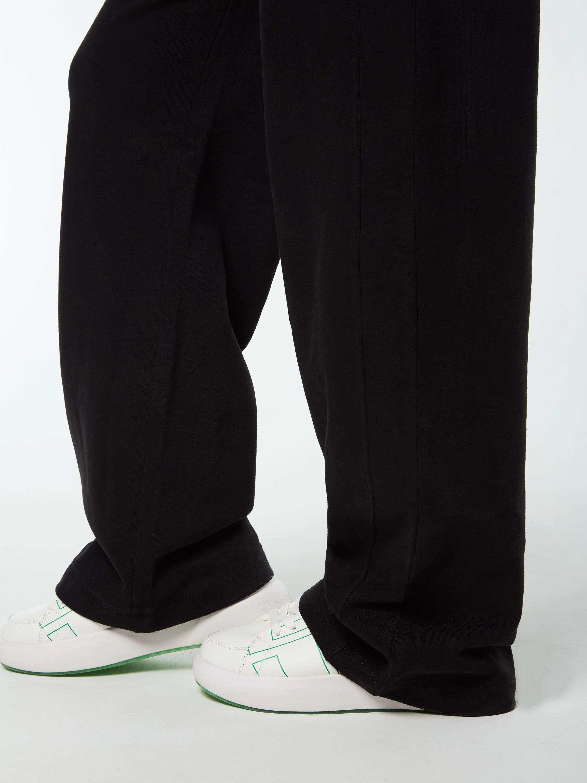 Nera Black Sweatpant