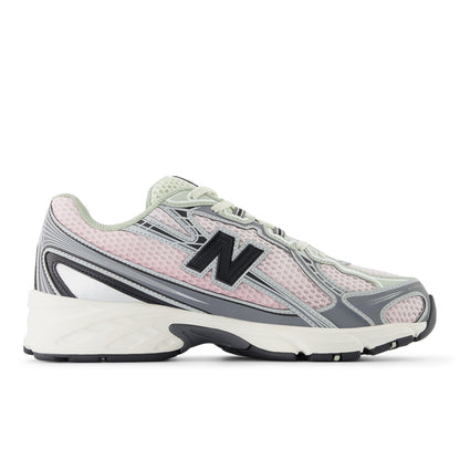 740v2 Pink Granite Mineral