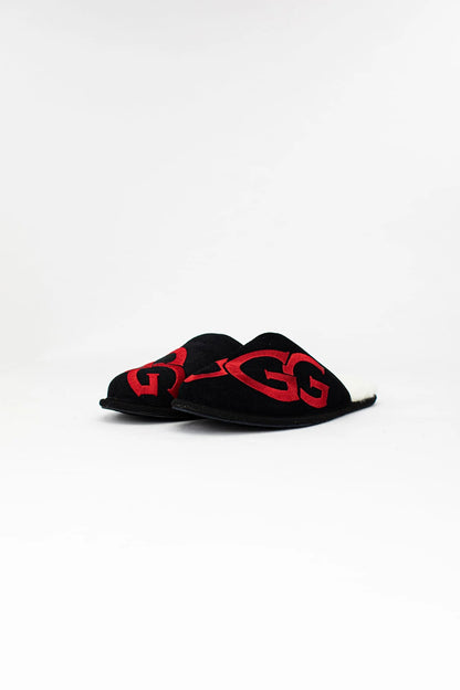UGG Scuff Logo Slipper