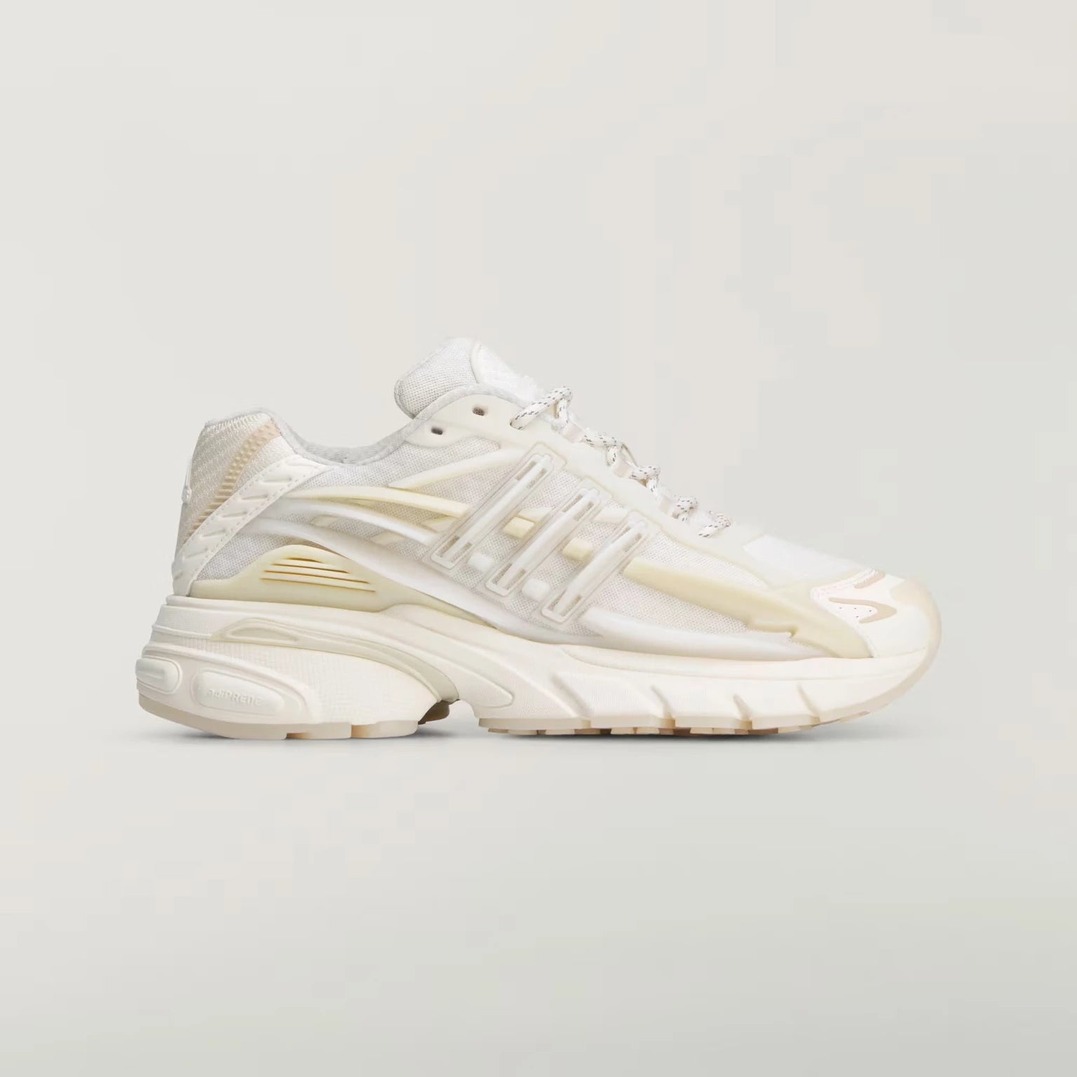 Adistar Jellyfish Pharrell Williams