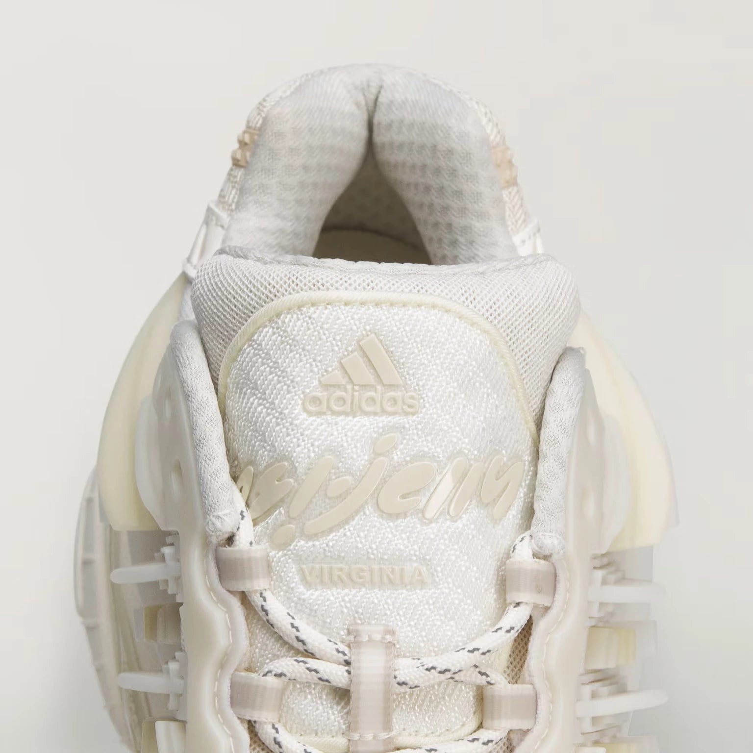 Adistar Jellyfish Pharrell Williams