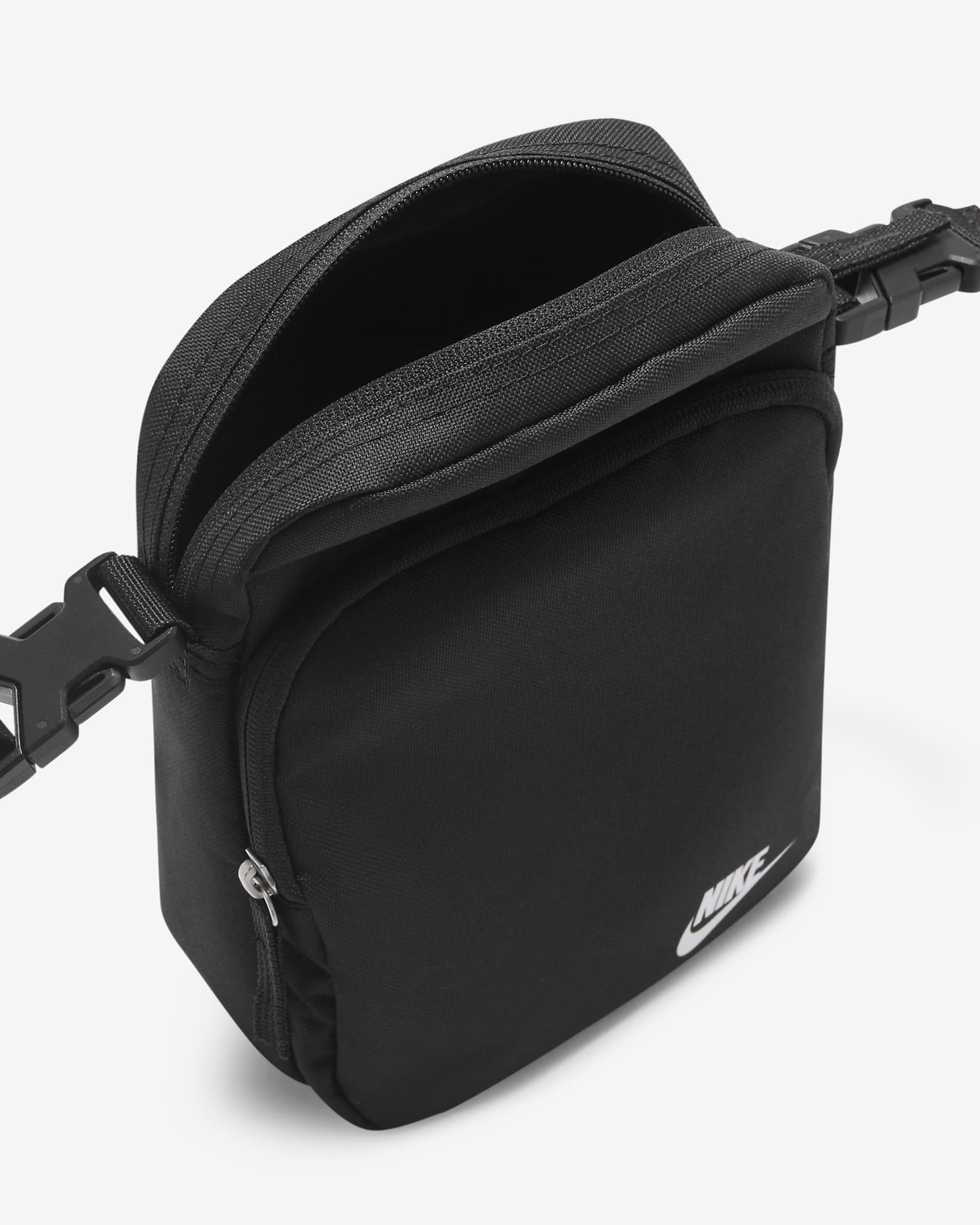 DB0456-010-Nike Heritage Crossbody Bag (4L)