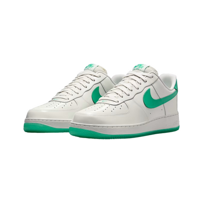Air Force 1 '07 Premium Platinum Tint and Stadium Green