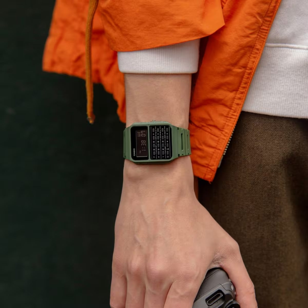 Data Bank Vintage mannish 8-digit calculator Watch CA53WF-3B