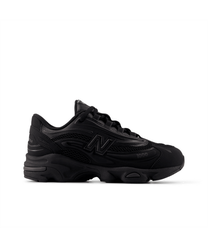 1000 Lace Triple Black GS