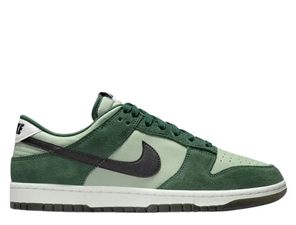 Dunk Low Retro SE sneakers