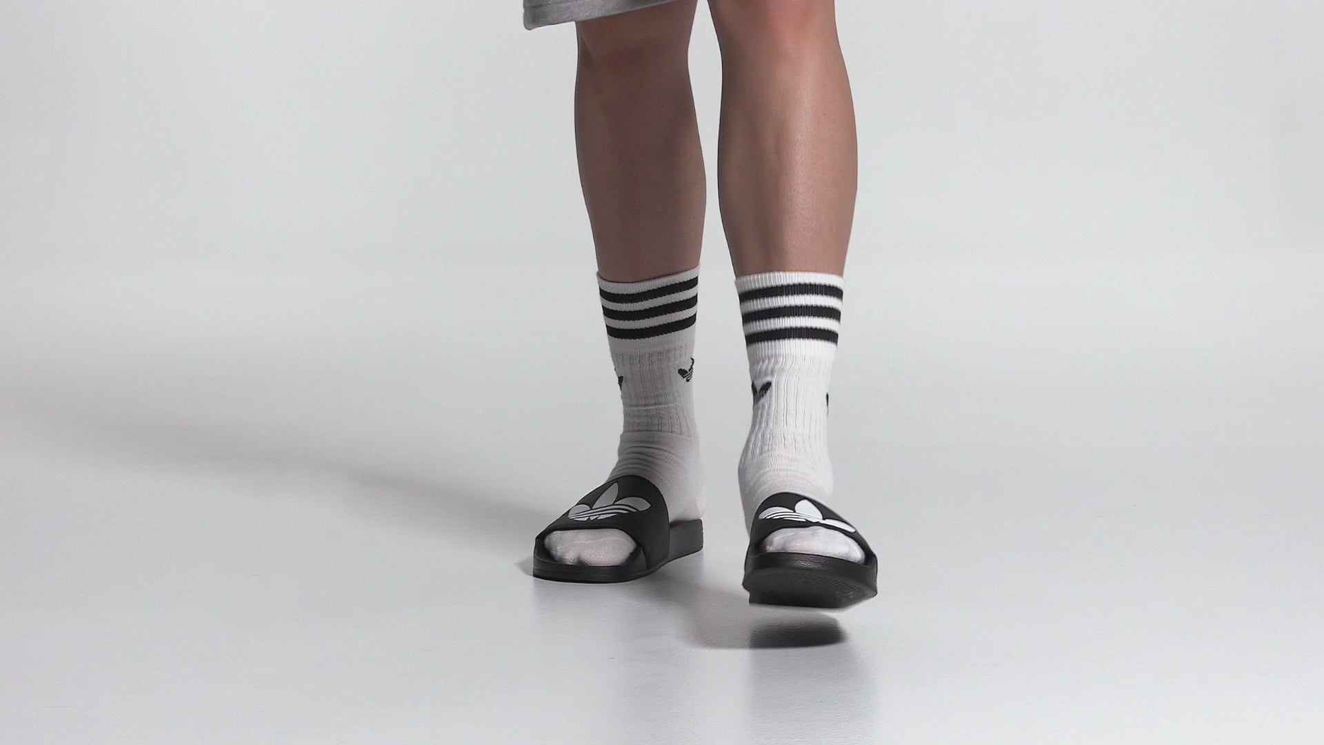 adilette Lite Black Slides