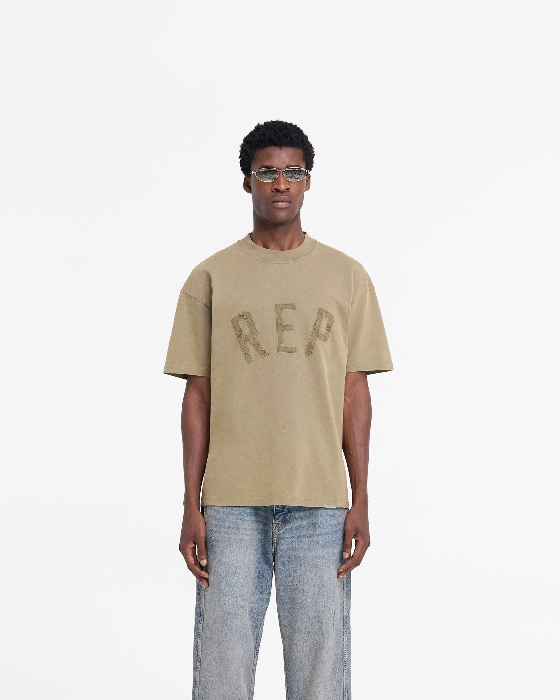 Rep Applique T-Shirt - Fawn